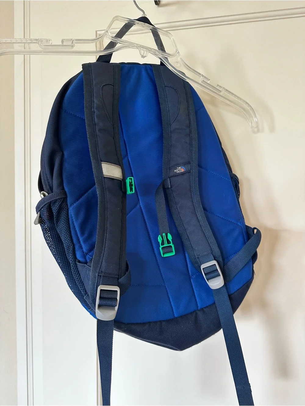 The North Face Blue and Navy Daypack Backpack - kids